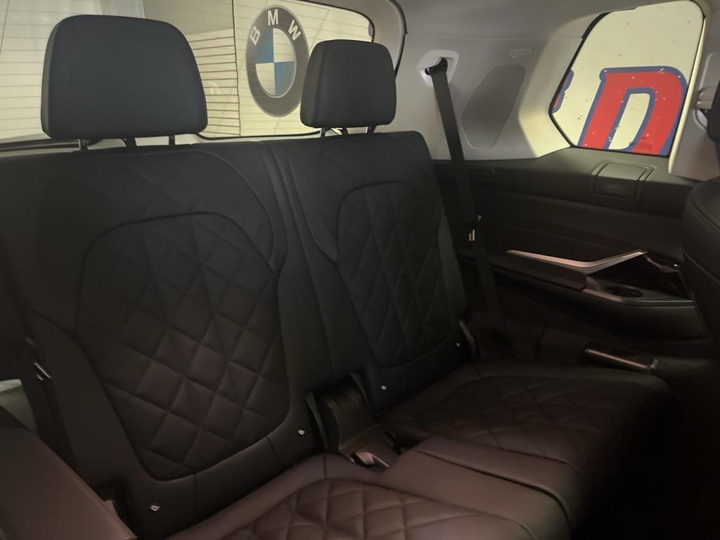 new 2026 BMW X7 car, priced at $92,975
