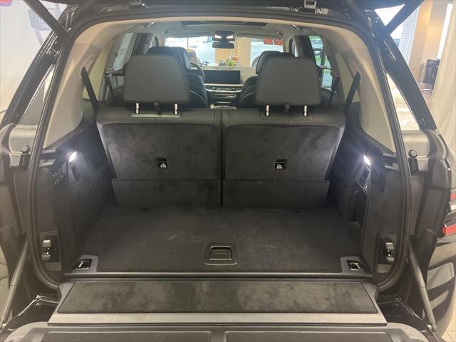 new 2026 BMW X7 car, priced at $92,975