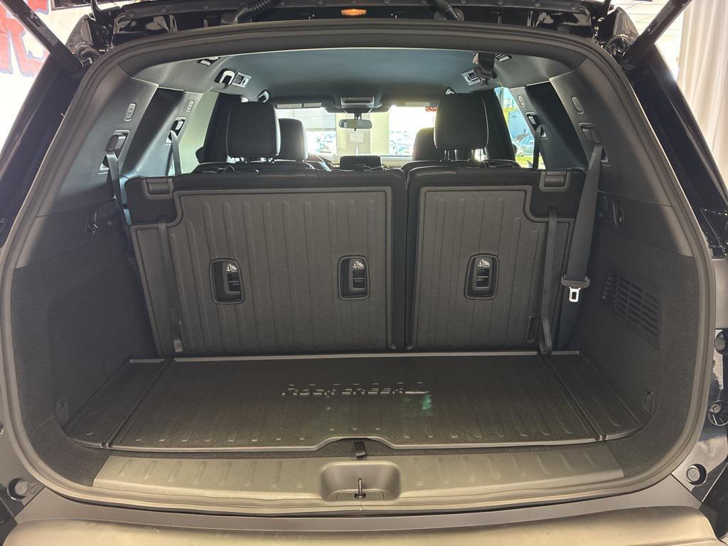 new 2025 Nissan Pathfinder car, priced at $41,620