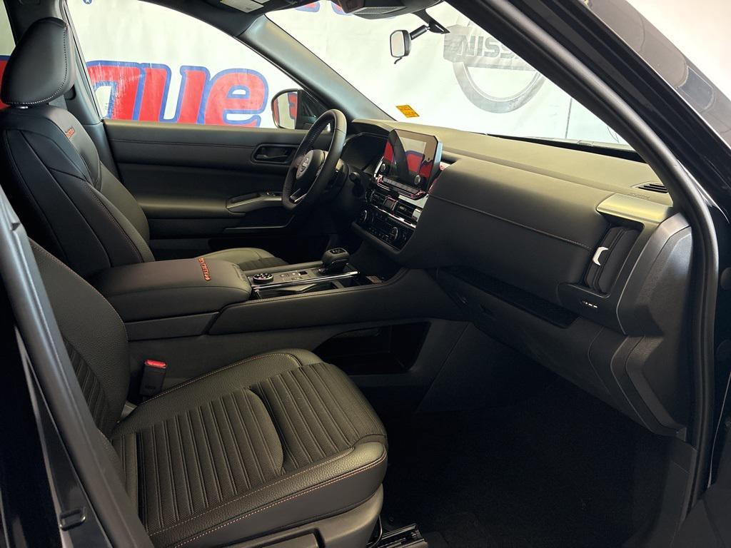new 2025 Nissan Pathfinder car, priced at $41,620