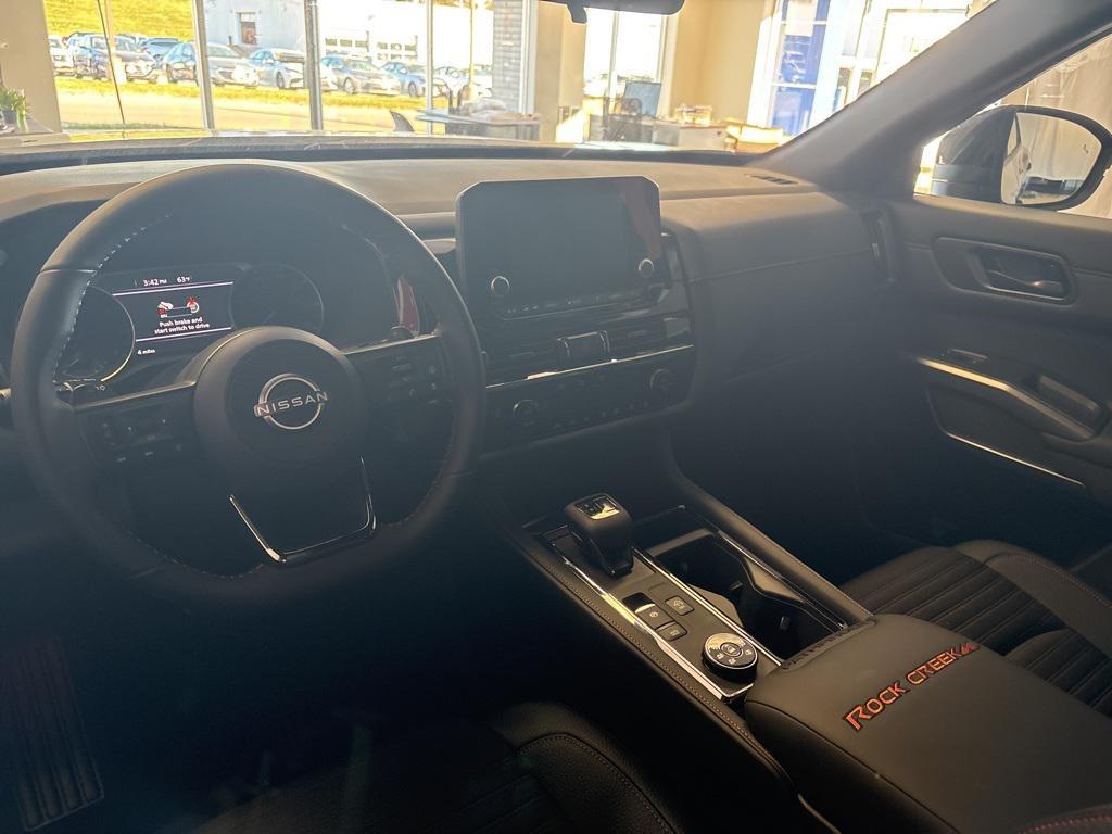 new 2025 Nissan Pathfinder car, priced at $41,620