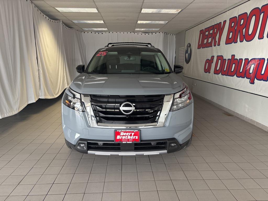 new 2025 Nissan Pathfinder car, priced at $51,380
