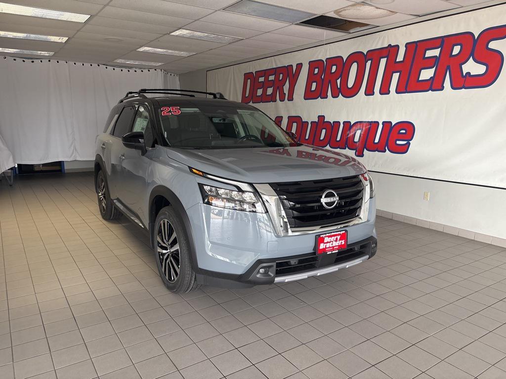 new 2025 Nissan Pathfinder car, priced at $51,380