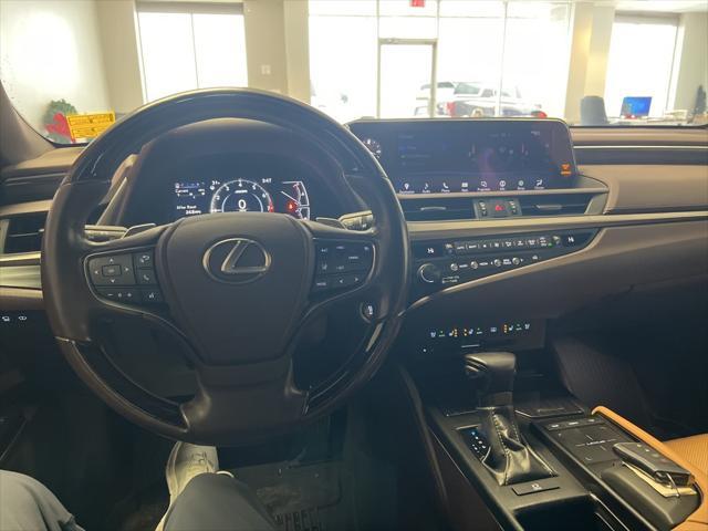 used 2019 Lexus ES 350 car, priced at $28,565