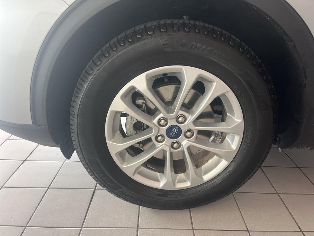 used 2022 Ford Escape car, priced at $21,615