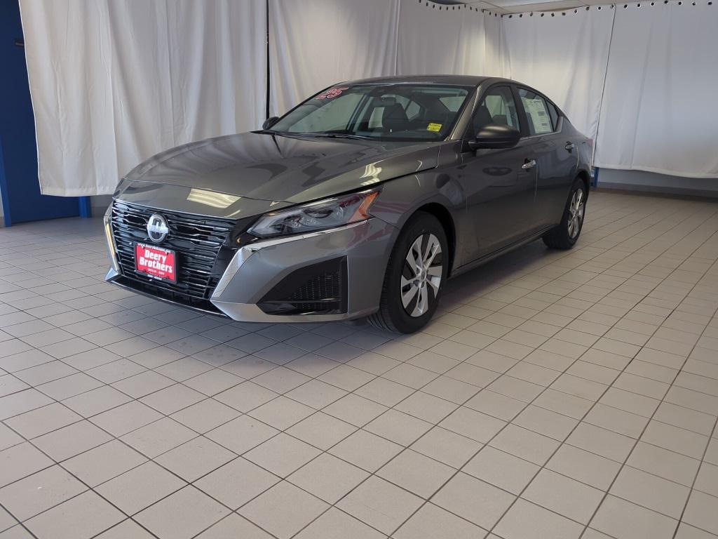 new 2025 Nissan Altima car, priced at $26,703