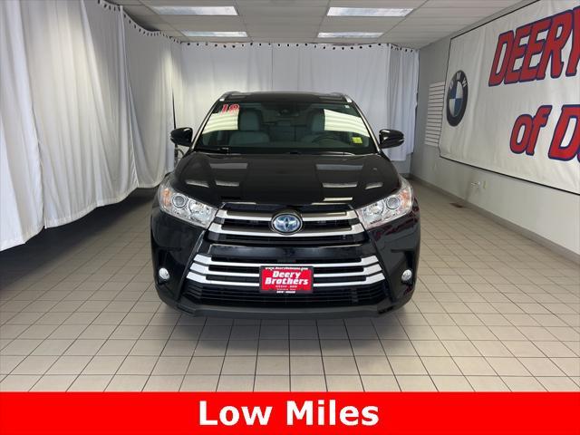 used 2018 Toyota Highlander Hybrid car, priced at $26,801