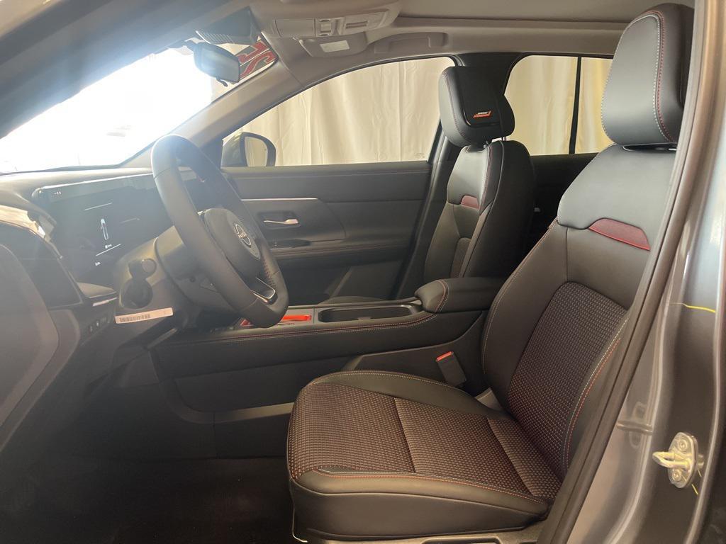new 2025 Nissan Kicks car, priced at $31,343