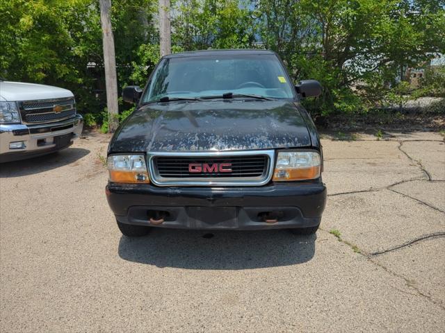 used 2001 GMC Sonoma car, priced at $3,898