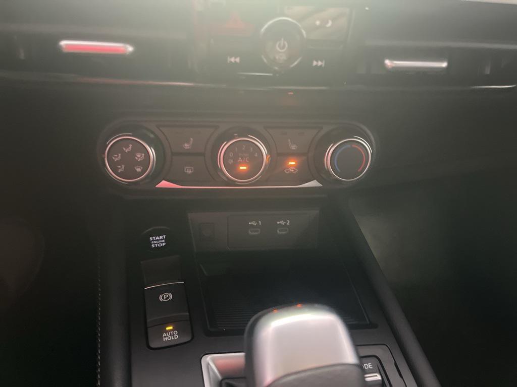 new 2025 Nissan Kicks car, priced at $29,790