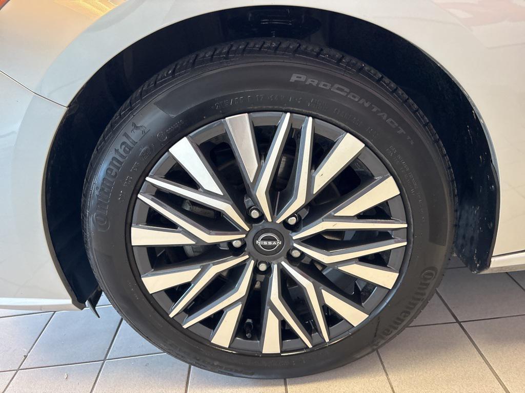 used 2024 Nissan Altima car, priced at $19,719