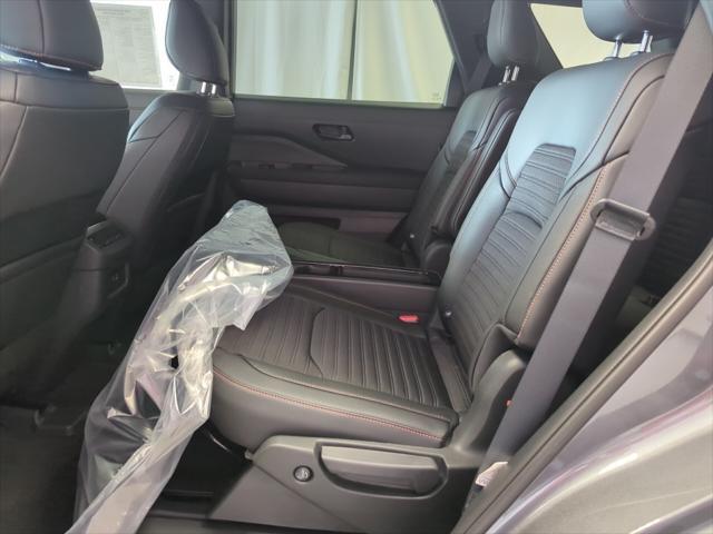 new 2025 Nissan Pathfinder car, priced at $45,575