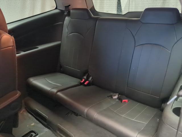 used 2017 Chevrolet Traverse car, priced at $11,560