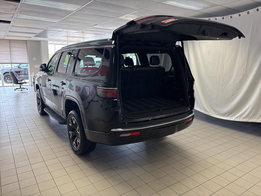 used 2023 Jeep Wagoneer car, priced at $42,692