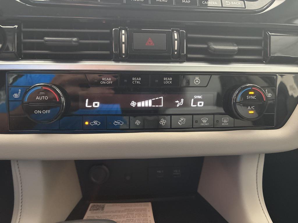 new 2025 Nissan Pathfinder car, priced at $40,245