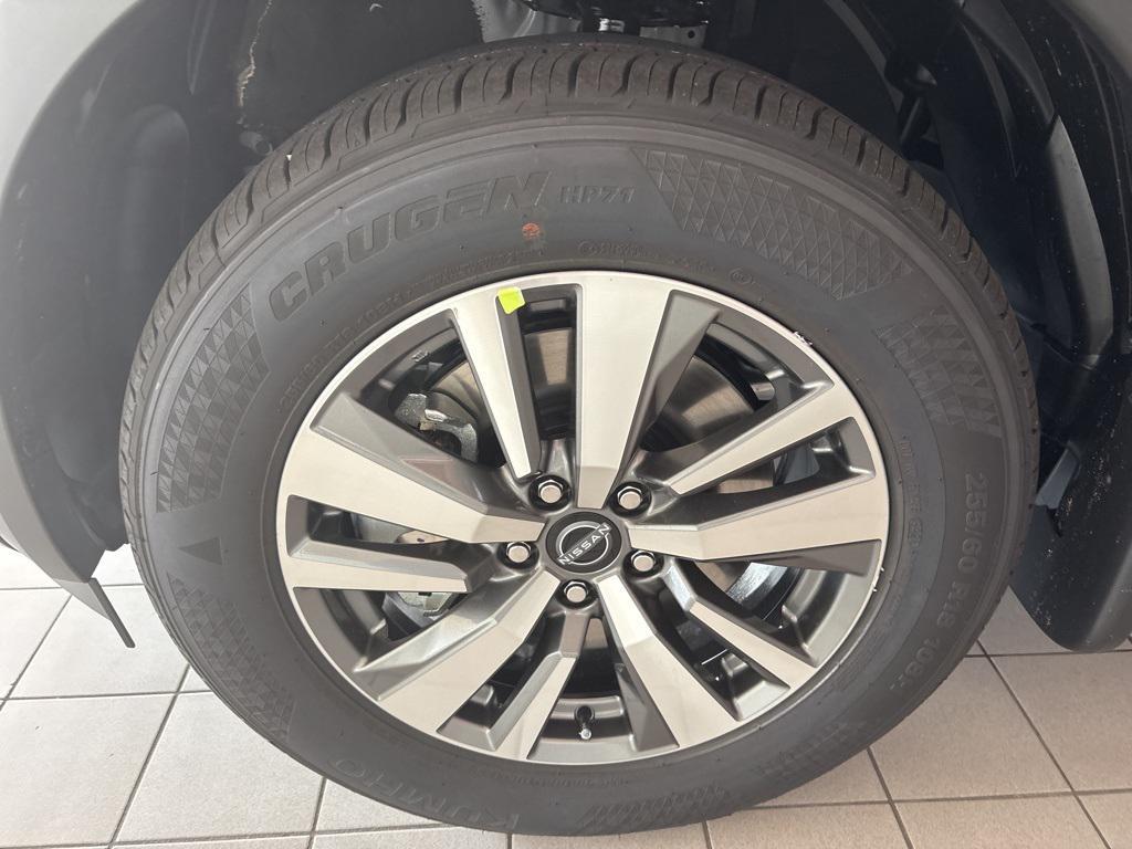 new 2025 Nissan Pathfinder car, priced at $40,245