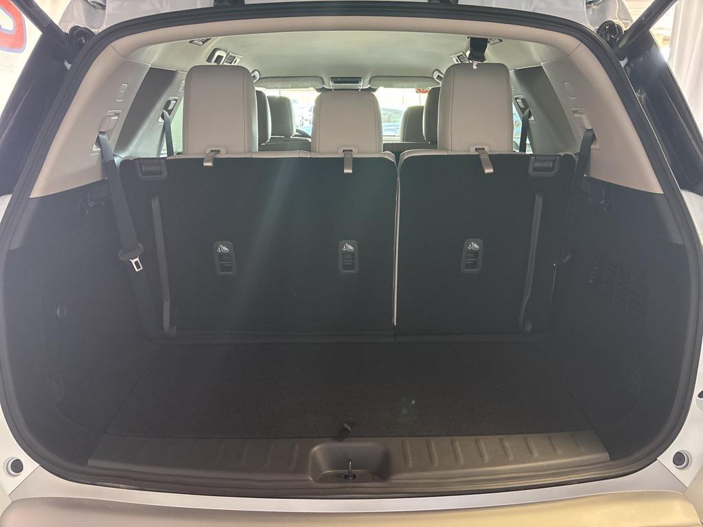 new 2025 Nissan Pathfinder car, priced at $40,245