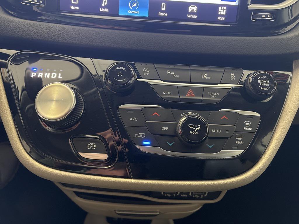 used 2023 Chrysler Pacifica car, priced at $22,686