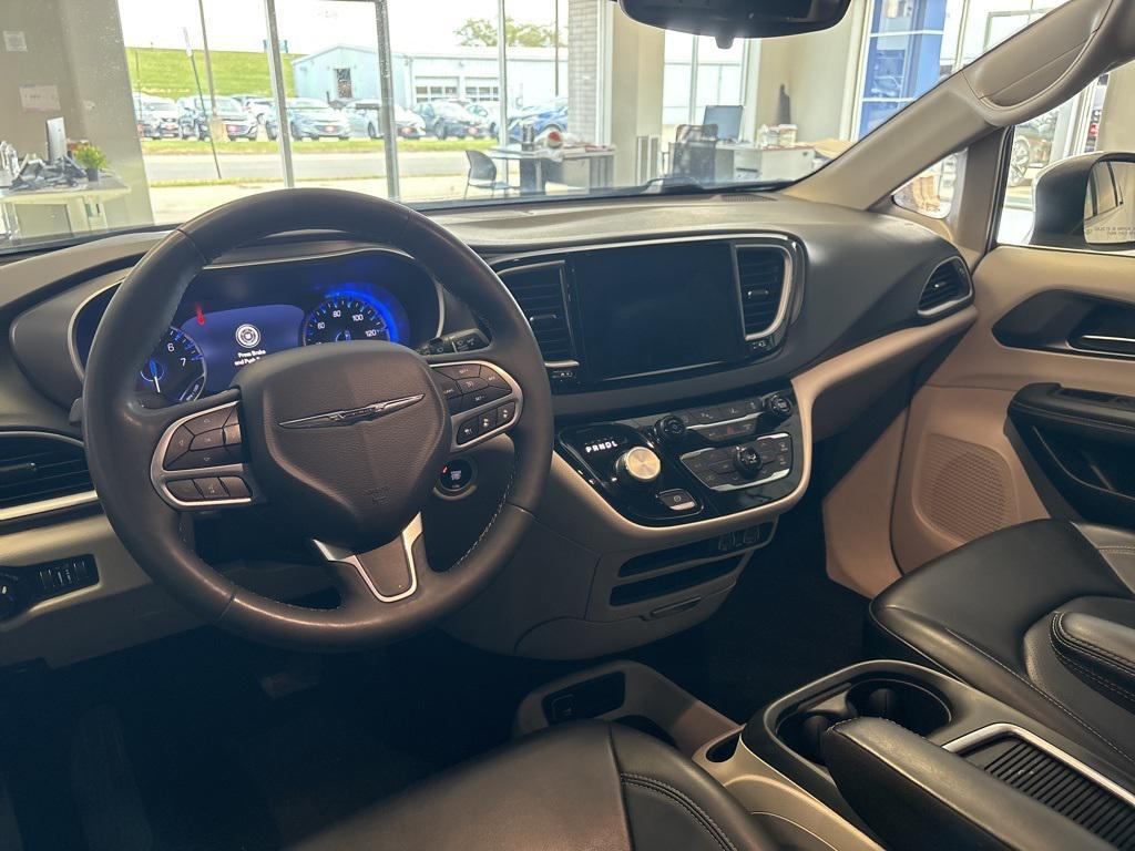 used 2023 Chrysler Pacifica car, priced at $22,686