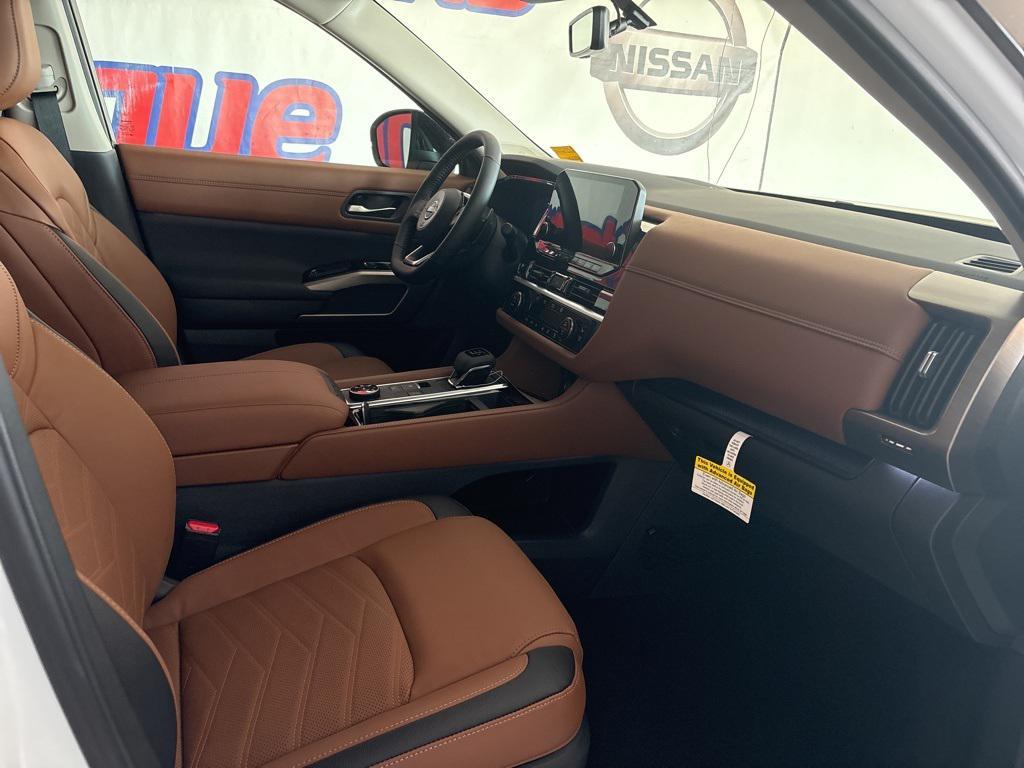 new 2025 Nissan Pathfinder car, priced at $47,075