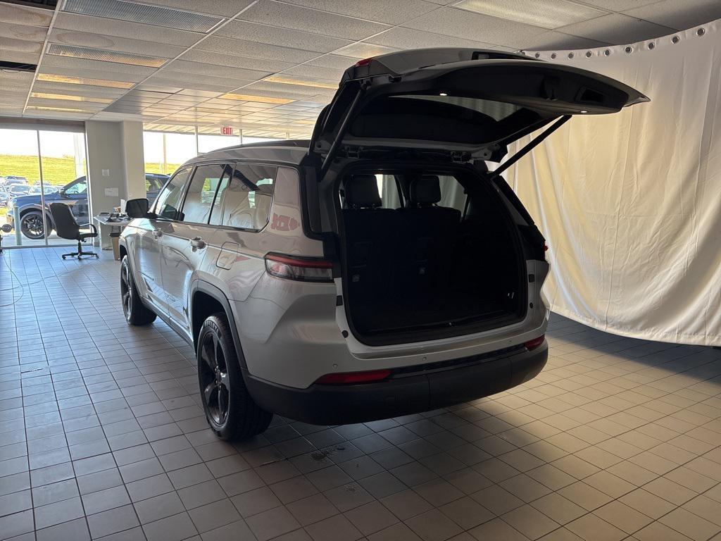 used 2021 Jeep Grand Cherokee L car, priced at $27,824