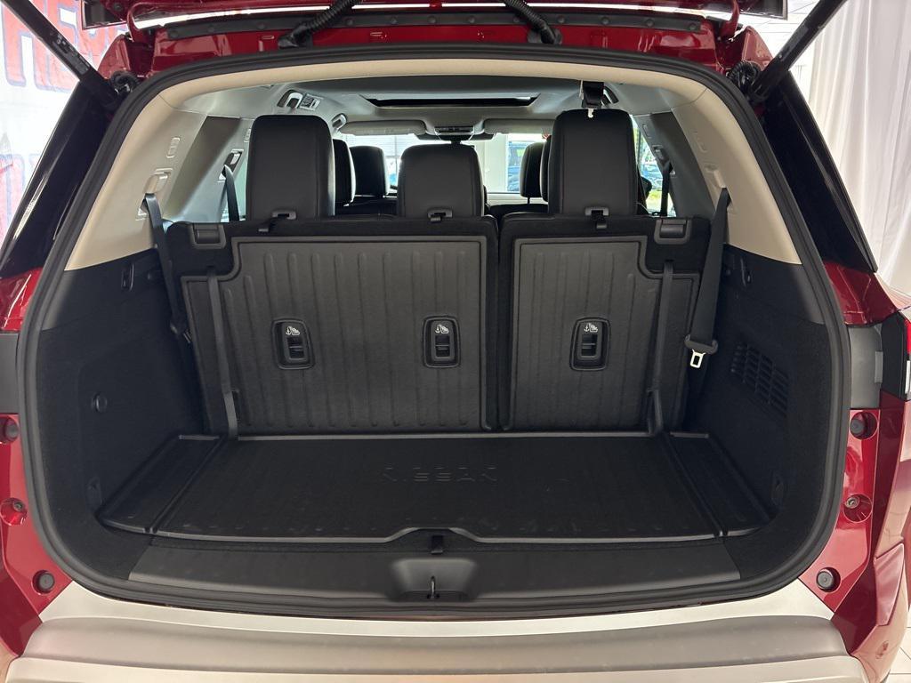 new 2025 Nissan Pathfinder car, priced at $48,990