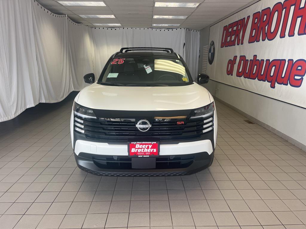 new 2025 Nissan Kicks car, priced at $30,626