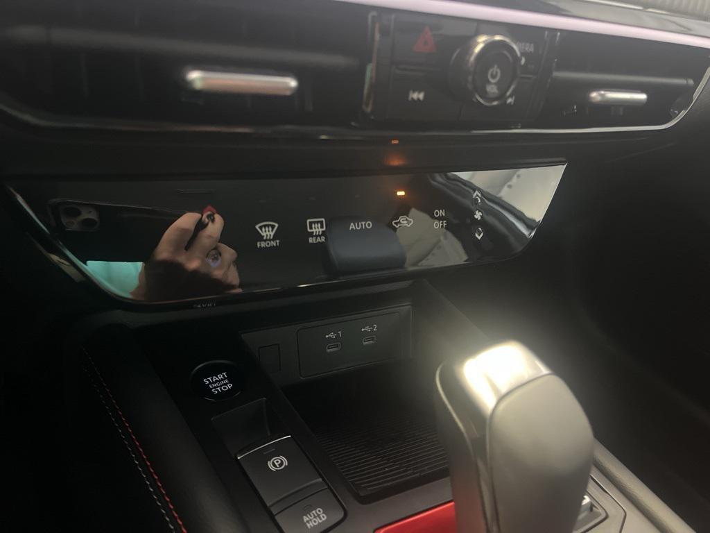 new 2025 Nissan Kicks car, priced at $30,626