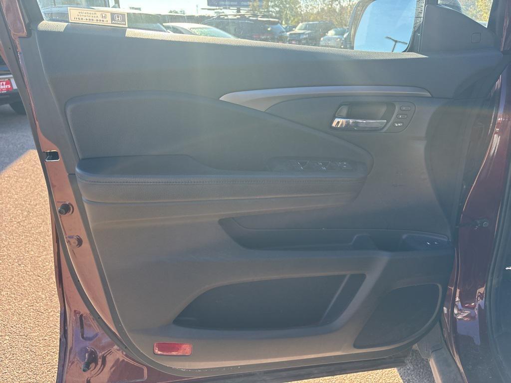 used 2020 Honda Passport car, priced at $25,328