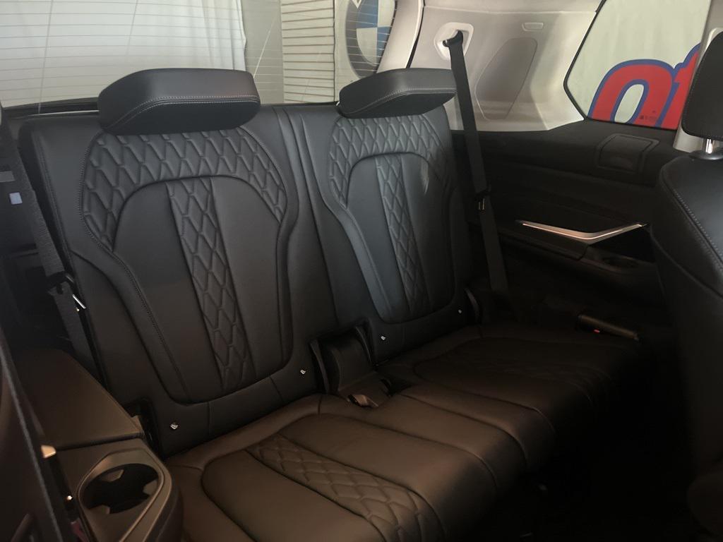 new 2026 BMW X7 car, priced at $97,785