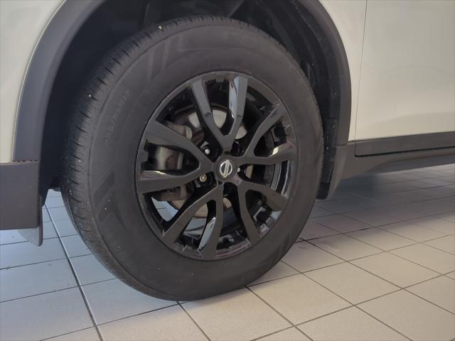 used 2017 Nissan Rogue car, priced at $13,492
