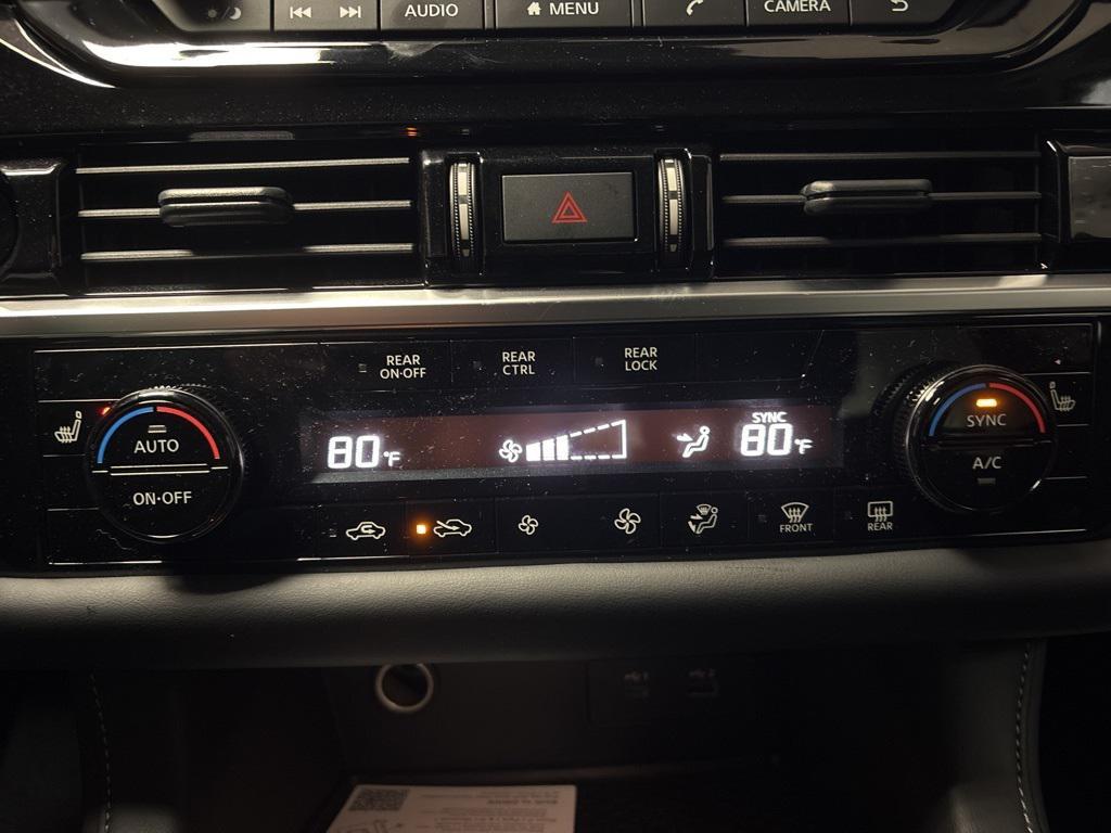 new 2025 Nissan Pathfinder car, priced at $38,012