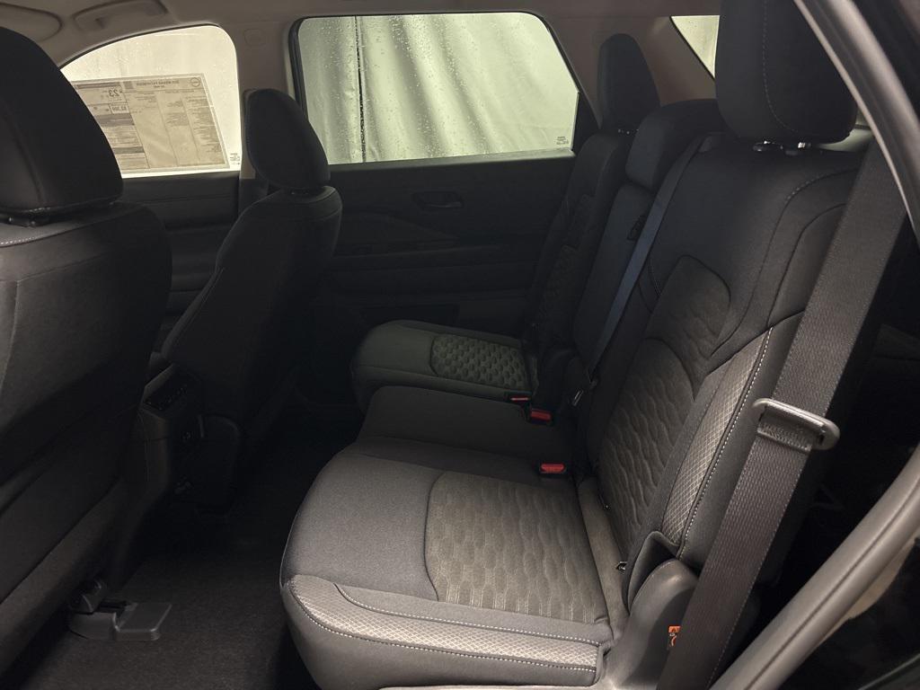 new 2025 Nissan Pathfinder car, priced at $38,012