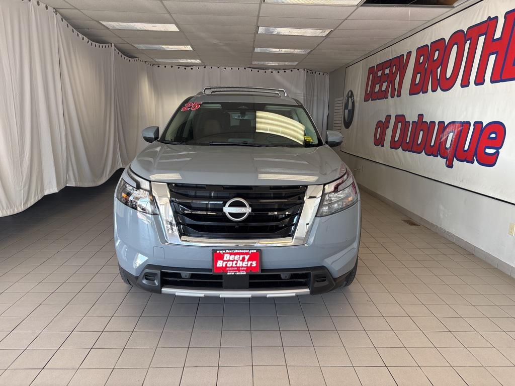 new 2025 Nissan Pathfinder car, priced at $48,965