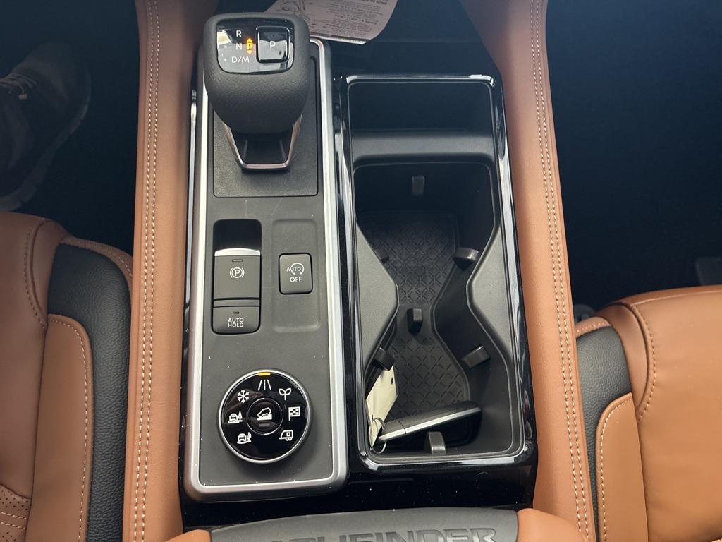 new 2025 Nissan Pathfinder car, priced at $48,965