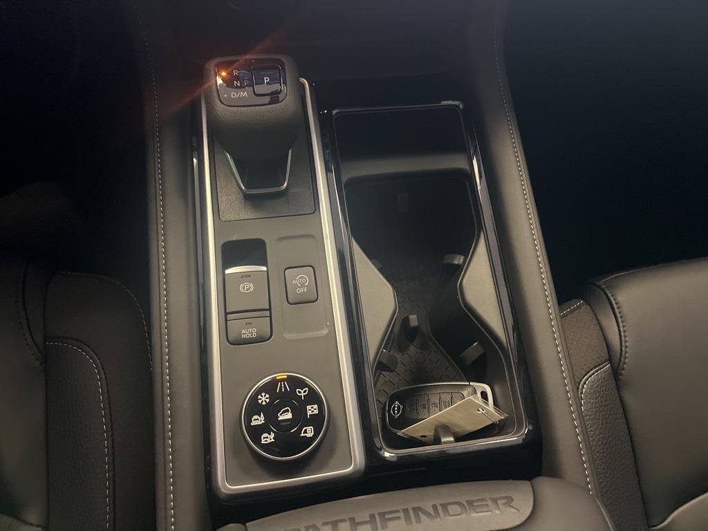 new 2025 Nissan Pathfinder car, priced at $39,797