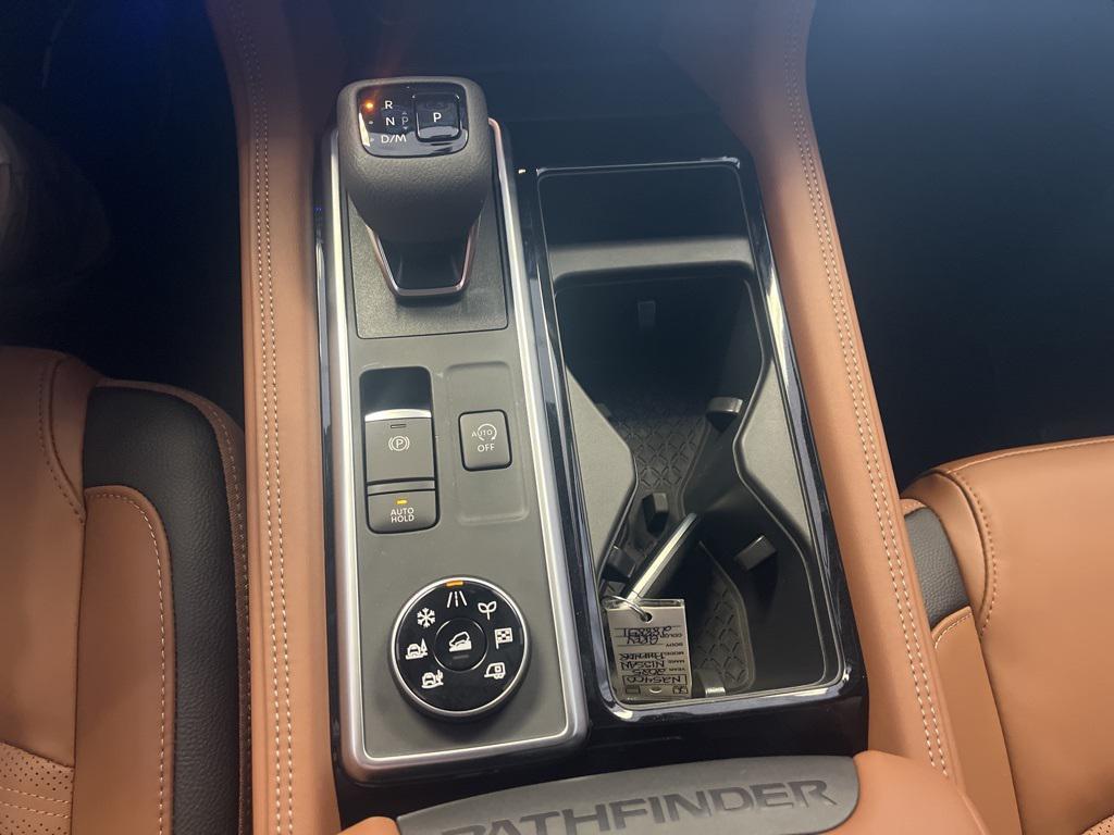 new 2025 Nissan Pathfinder car, priced at $46,348