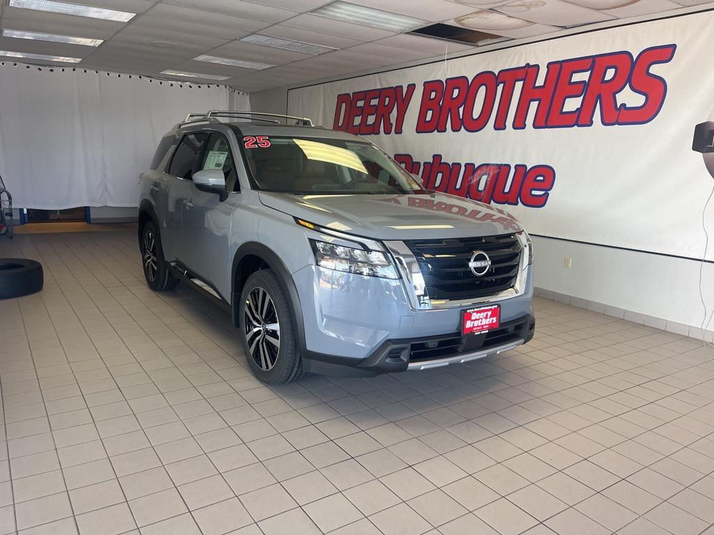 new 2025 Nissan Pathfinder car, priced at $46,348