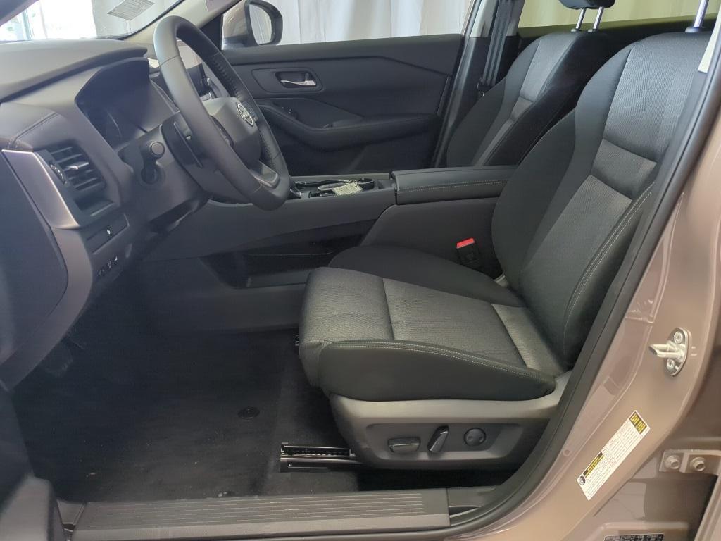 new 2025 Nissan Rogue car, priced at $32,270