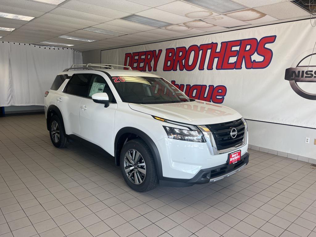 new 2025 Nissan Pathfinder car, priced at $46,437