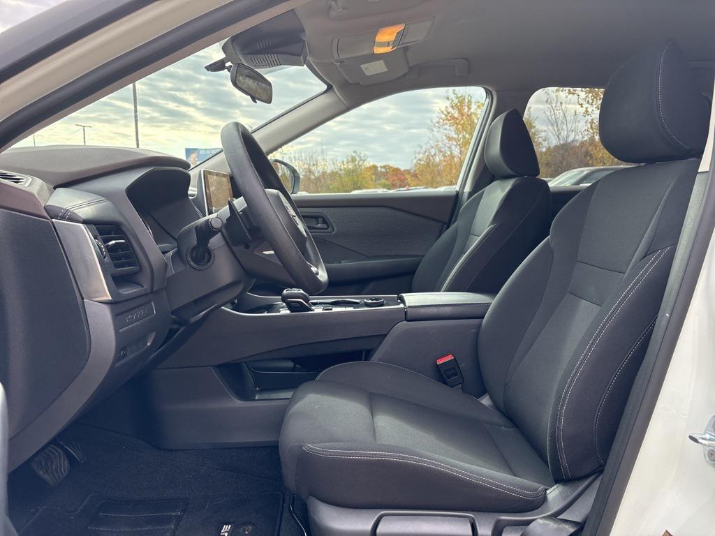 used 2023 Nissan Rogue car, priced at $22,499