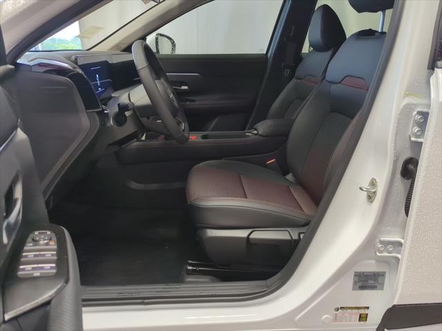 new 2025 Nissan Kicks car, priced at $30,674