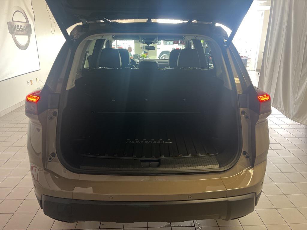 new 2026 Nissan Rogue car, priced at $33,256