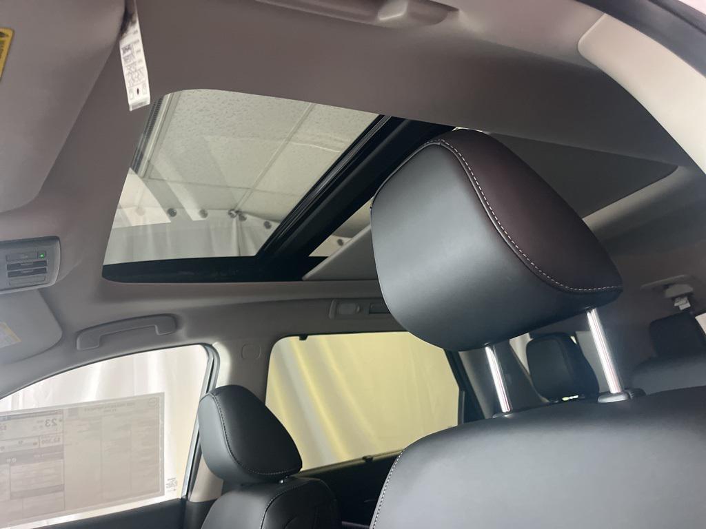 new 2025 Nissan Pathfinder car, priced at $54,125