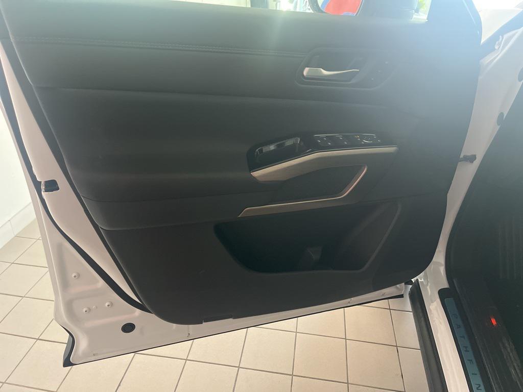 new 2025 Nissan Pathfinder car, priced at $54,125