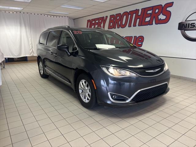 used 2021 Chrysler Pacifica car, priced at $23,957