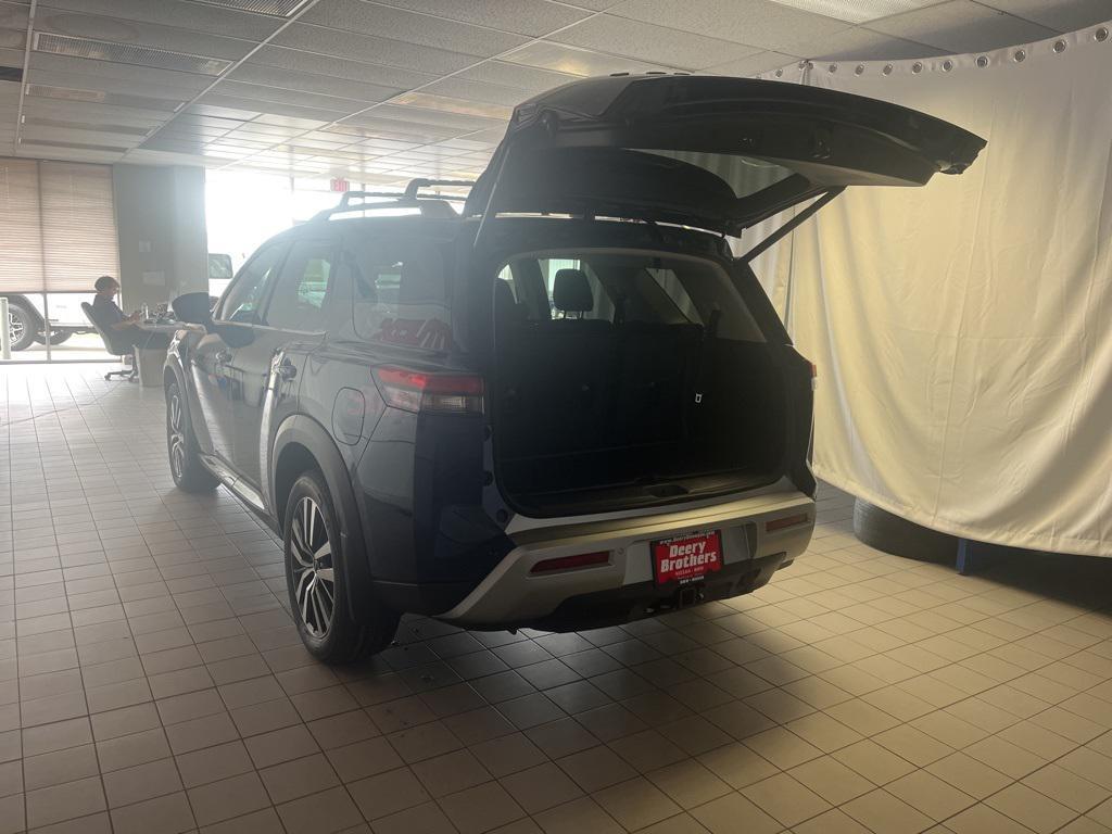 new 2025 Nissan Pathfinder car, priced at $53,445