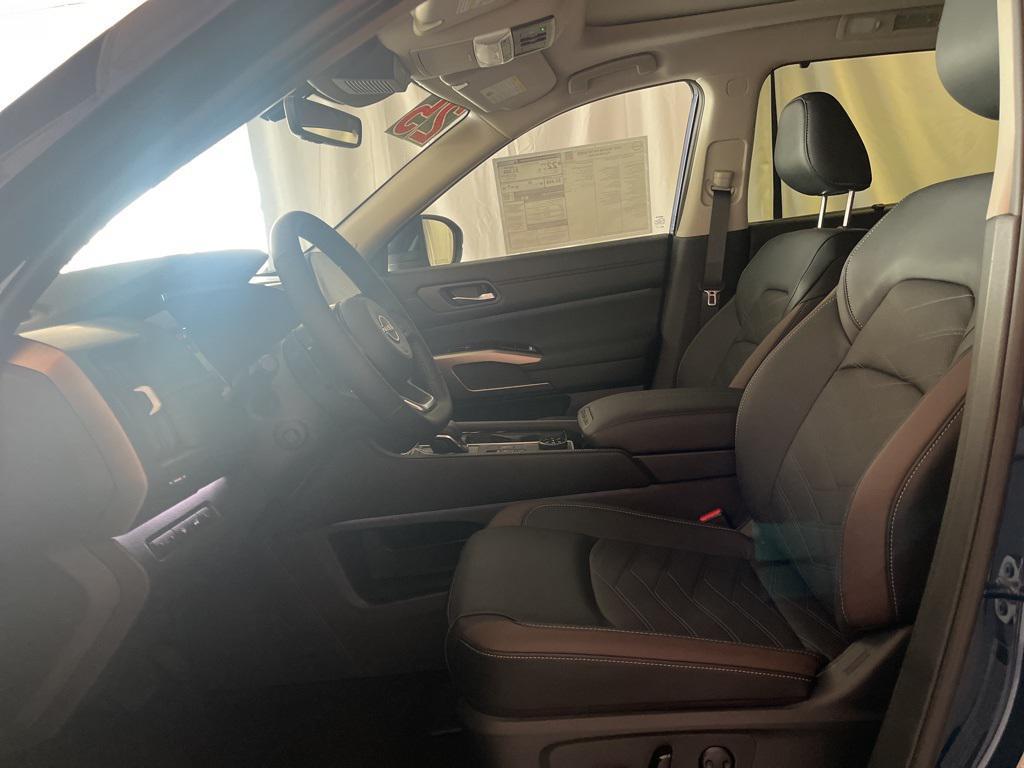 new 2025 Nissan Pathfinder car, priced at $53,445