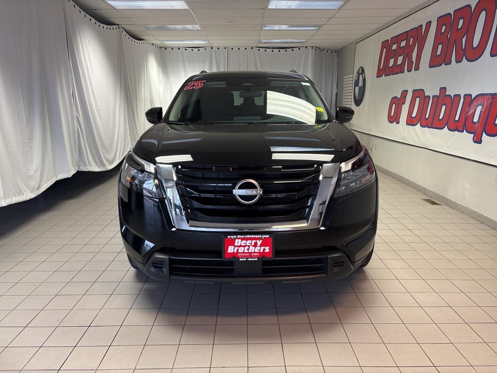 used 2025 Nissan Pathfinder car, priced at $34,999