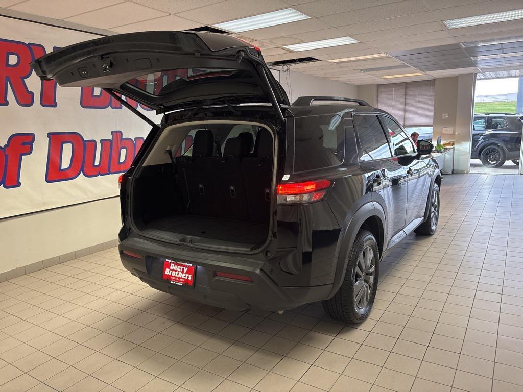 used 2025 Nissan Pathfinder car, priced at $34,999